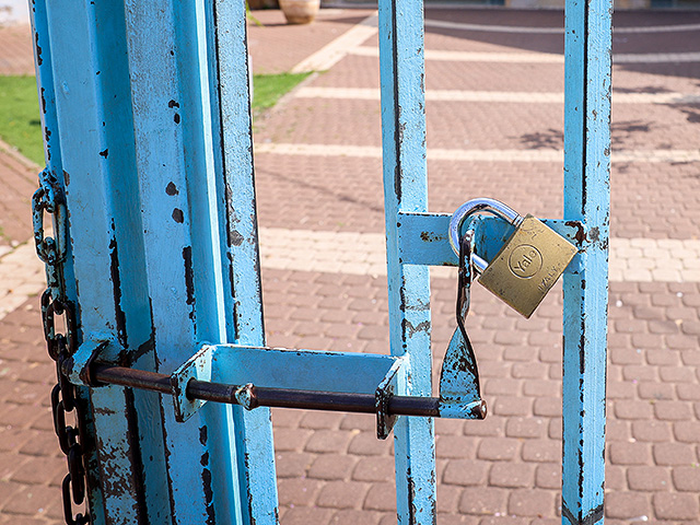 В региональном совете Мате-Йегуда из-за протеста "харедим" в четверг не будут работать школы