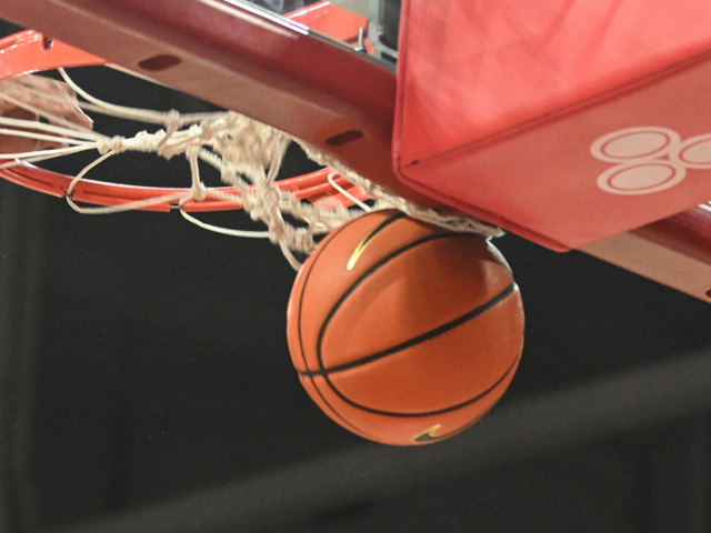 Евролига. "Апоэль" победил "Партизан" и лидирует