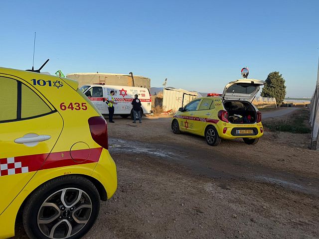 Вооруженное нападение около Ахитува, двое раненых
