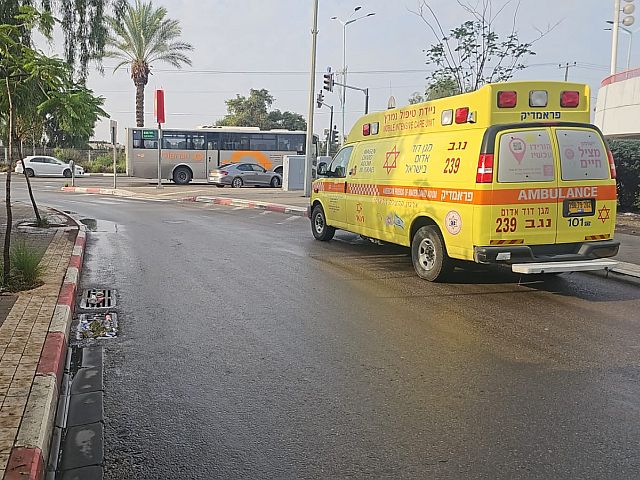 В Беэр-Шеве реанимировали пожилого мужчину, потерявшего сознание
