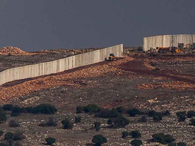 ЦАХАЛ обеспечивает "временное решение" на месте упавшего забора безопасности