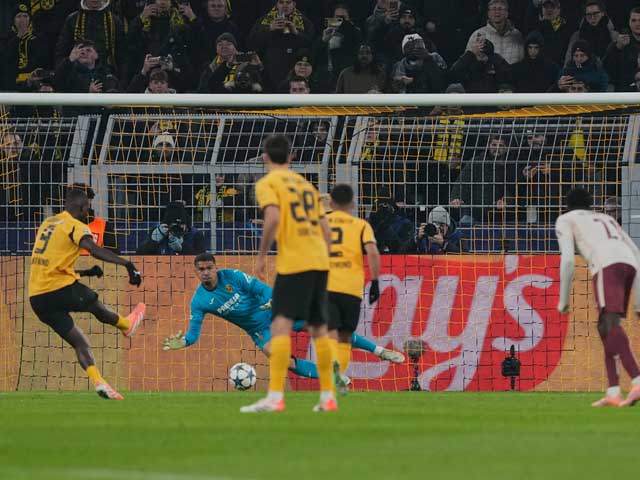 "Боруссия" (Дортмунд) разгромила "Вильярреал" 4:0