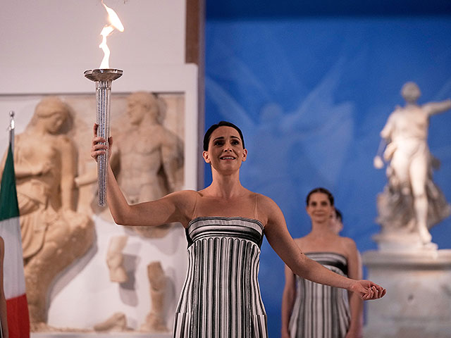 В Греции зажжен огонь зимних олимпийских игр 2026 года. Фоторепортаж