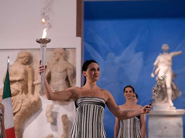 В Греции зажжен огонь зимних олимпийских игр 2026 года. Фоторепортаж