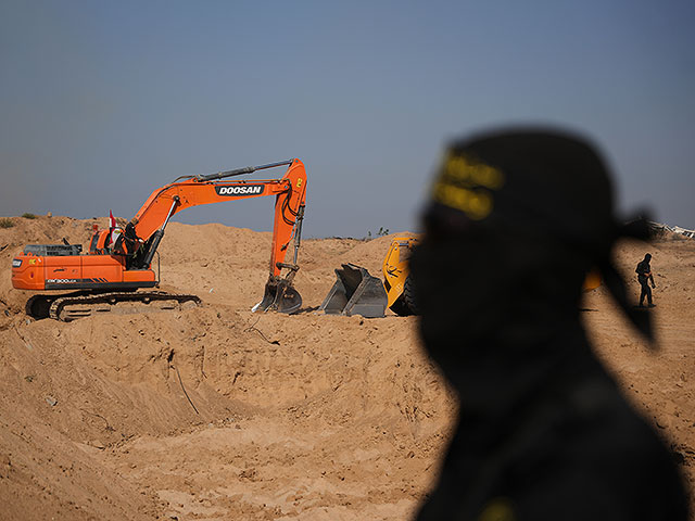 "Аль-Джазира": на юго-востоке города Газа ведутся поиски останков заложника
