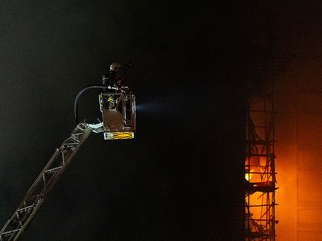 Пожар в высотном комплексе в Гонконге: множество жертв. Фоторепортаж