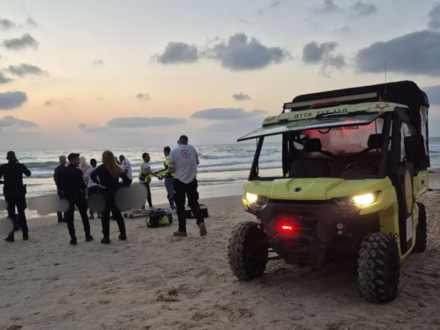 Мужчину без сознания извлекли из воды у берегов Нагарии, врачи борются за его жизнь