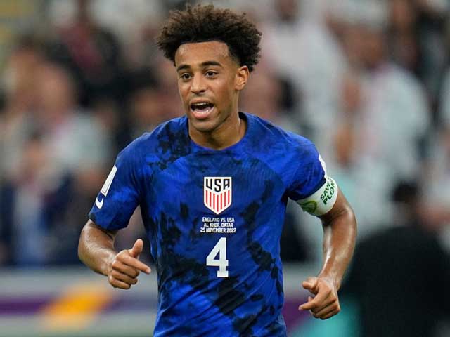 Футбол. Гол с центра поля. Результаты матчей чемпионата Англии