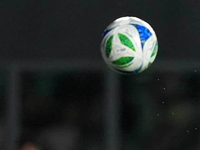 Первая победа столичного "Апоэля". Результаты матчей чемпионата Израиля по футболу