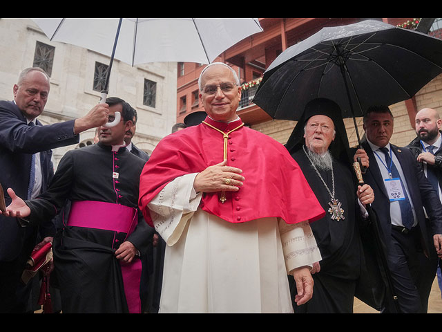 Понтифик наводит мосты. Фоторепортаж о визите Льва XIV в Турцию