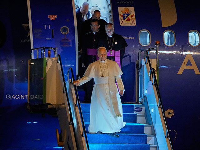 Понтифик наводит мосты. Фоторепортаж о визите Льва XIV в Турцию