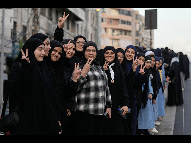 "Визит мира": скауты "Хизбаллы" приветствовали Папу Римского