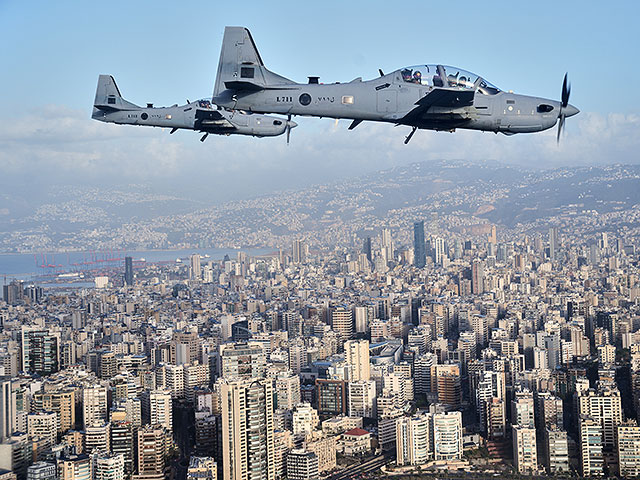 Лайнер Папы Римского сопровождали военные летчики ливанских ВВС