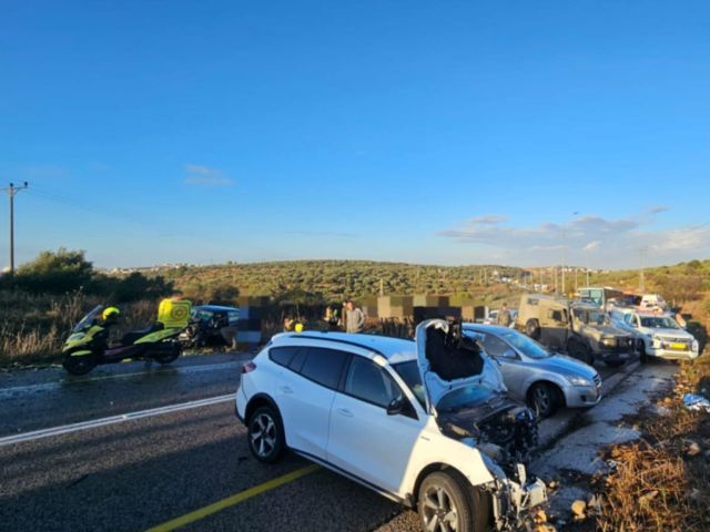 ДТП в районе Иерусалиме: четверо пострадавших, двое в тяжелом состоянии