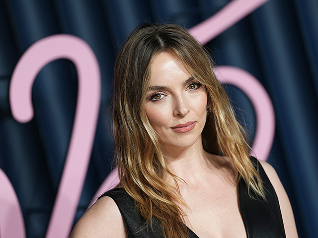 Джоди Комер