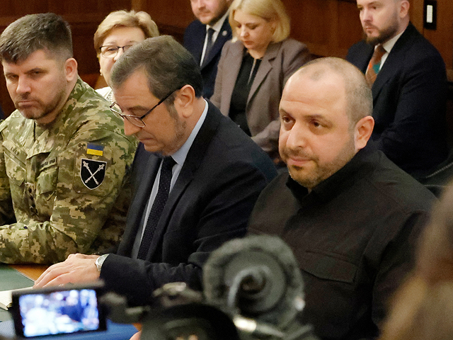 Во Флориде пройдут переговоры эмиссаров Трампа с Умеровым – после отмены встречи с Зеленским