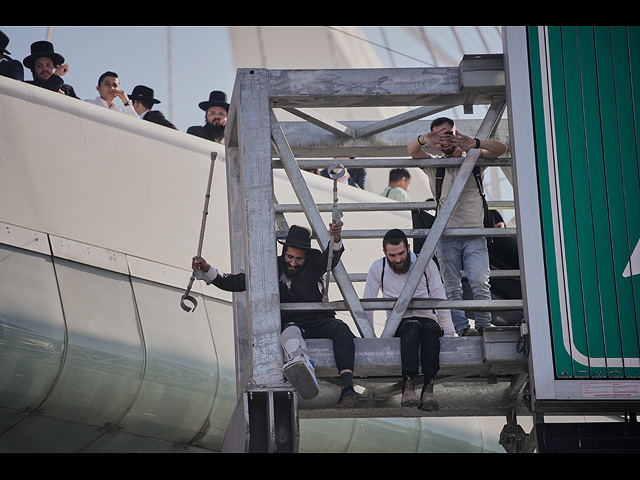 "Умрем, но не призовемся": в Иерусалиме проходит "Митинг миллиона". Фоторепортаж