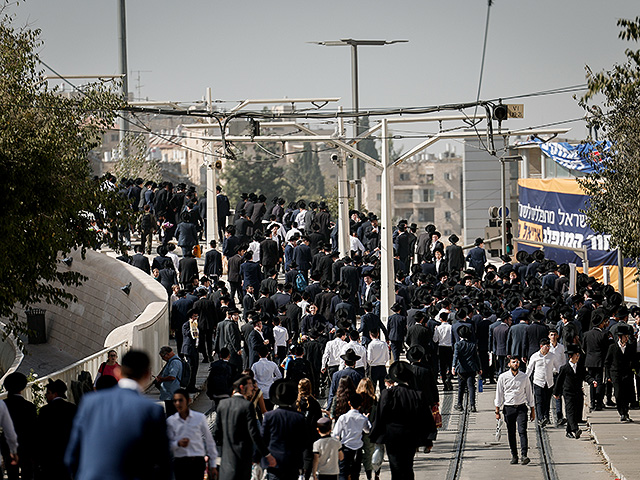"Умрем, но не призовемся": в Иерусалиме проходит "Митинг миллиона". Фоторепортаж