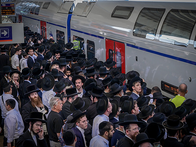 "Умрем, но не призовемся": в Иерусалиме проходит "Митинг миллиона". Фоторепортаж