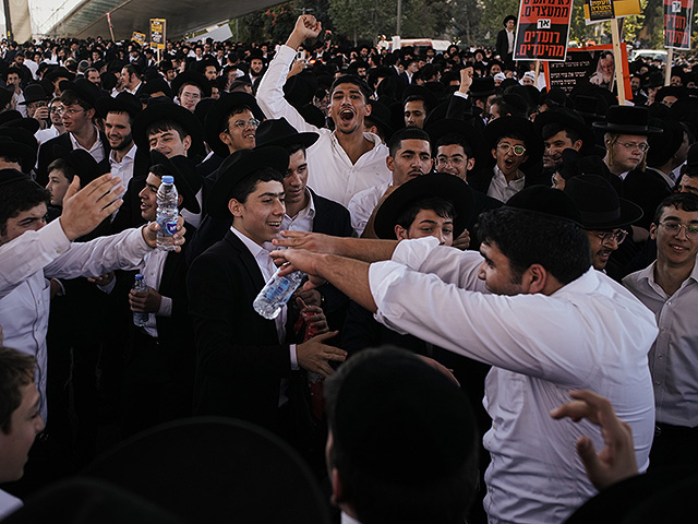 "Умрем, но не призовемся": в Иерусалиме проходит "Митинг миллиона". Фоторепортаж