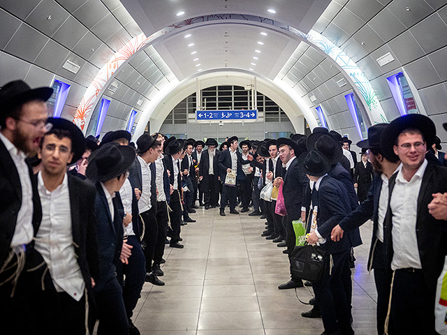 "Умрем, но не призовемся": в Иерусалиме проходит "Митинг миллиона". Фоторепортаж