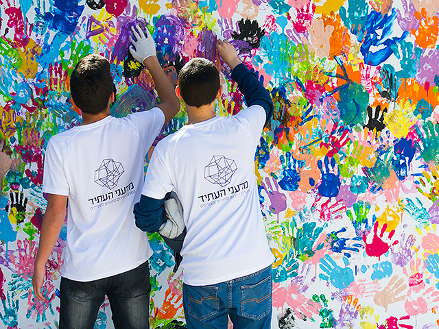 Дни открытых дверей: успейте записаться на программы минпроса для талантливых подростков