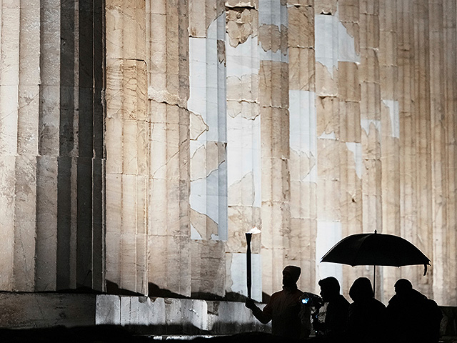 Церемония передачи Олимпийского огня в Афинах. Фоторепортаж