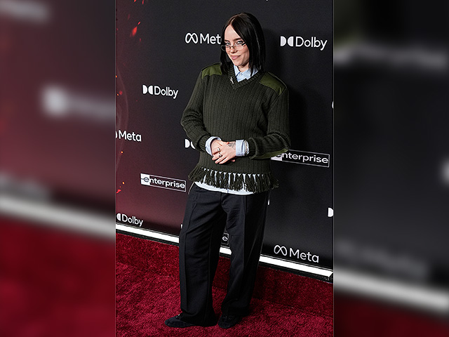 Буря в соцсетях: Билли Айлиш пришла на премьеру "Аватара" в форме ЦАХАЛа?