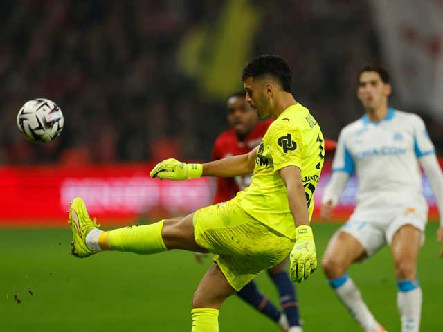 Футбол. Чемпионат Франции. Поражения "Монако" и "Марселя". Победный гол Мбаппе