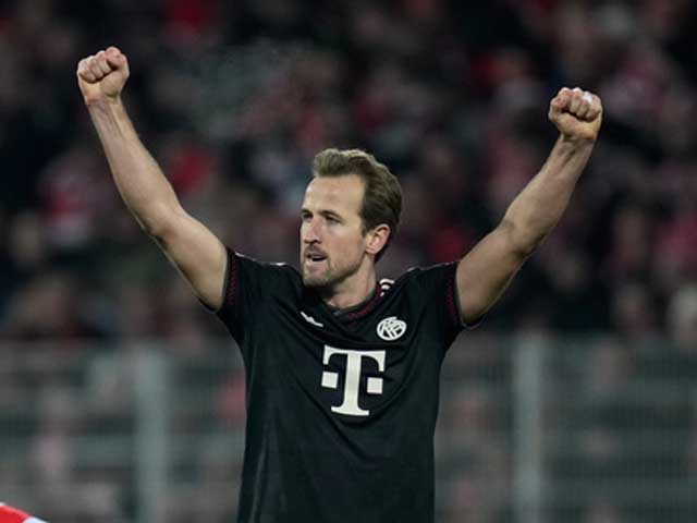 Футбол. Хет-трик Кейна. Сенсационное поражение "Байера"