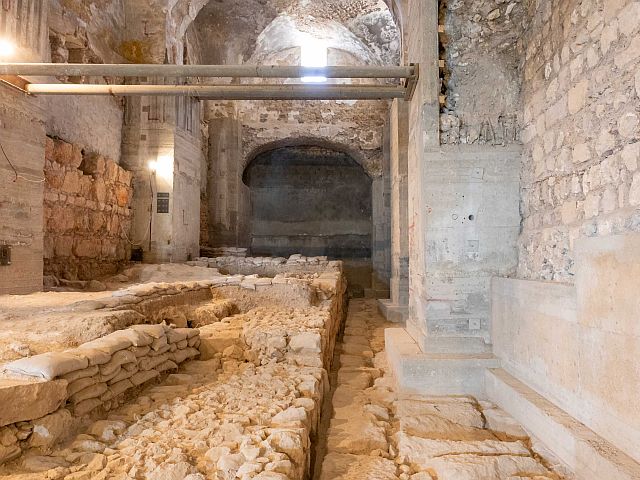 "Стена, которую невозможно пробить": в Иерусалиме раскопан памятник эпохи Хасмонеев