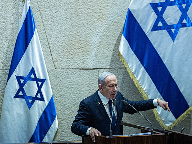 Нетаниягу в Кнессете: "Отстаиваю интересы Израиля перед Путиным и перед Трампом"