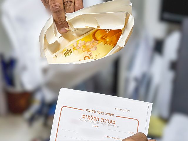 Раскрыта схема автомобильных "тестов за взятку" на юге Израиля