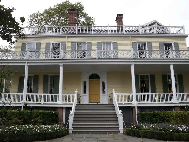 Мамдани сообщил, что переедет из льготного жилья в резиденцию мэра Нью-Йорка