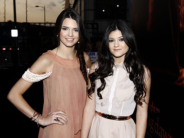 С сестрой Кайли Дженнер, 2011 год