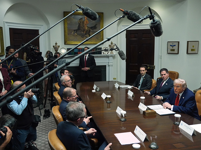 Трамп подтвердил, что США задержали "очень большой нефтяной танкер" у берегов Венесуэлы