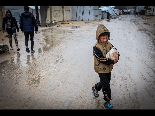 Последствия шторма "Байрон" в Газе. Фоторепортаж