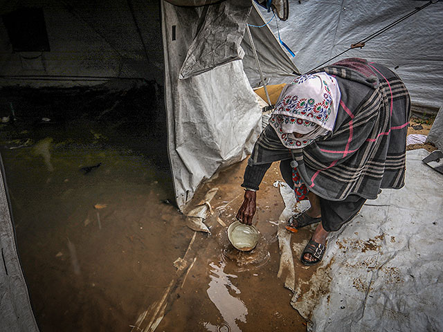 Последствия шторма "Байрон" в Газе. Фоторепортаж