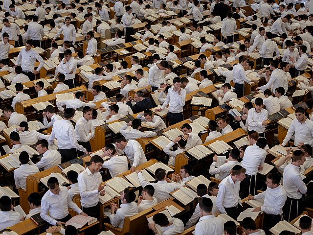 Найден способ обойти закон при финансировании ешиботников-иностранцев