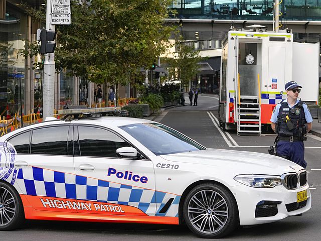 Cтрельба около места празднования Хануки на пляже Бонди в Сиднее