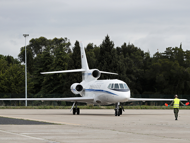 Турецкие СМИ: пропала связь с самолетом, на борту которого находится начальник генштаба армии Ливии
