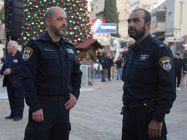 Полиция готовится к рождественскому шествию в Нацерете
