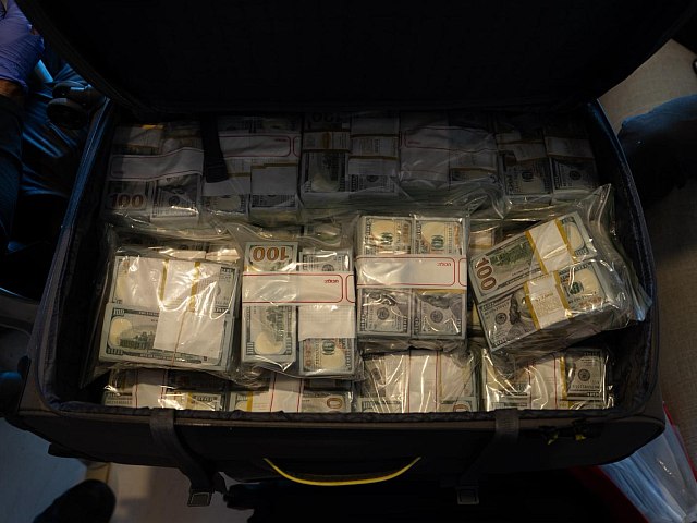 Дело "Смайл Клиник": десятки кг наркотиков, миллионы долларов наличными