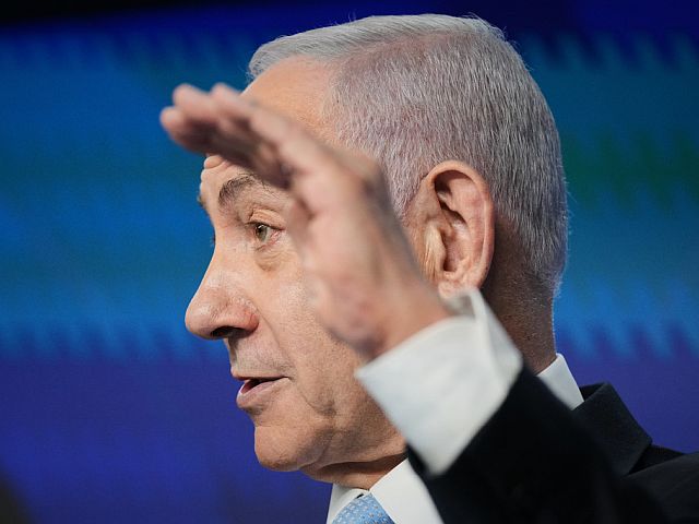 Союзы, схватки и начало предвыборной кампании. Итоги 2025-го политического года