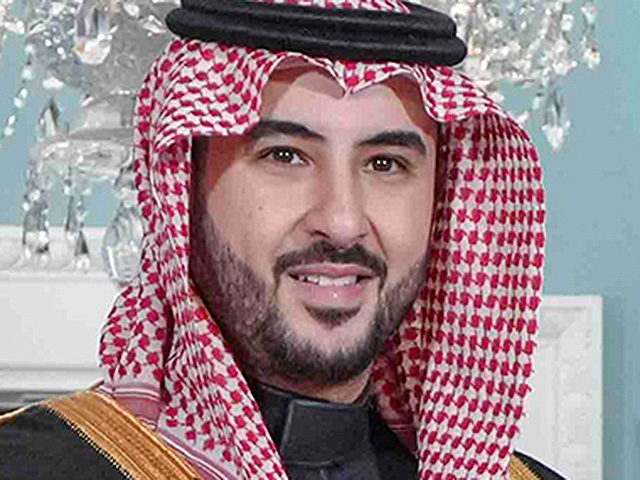 Министр обороны Саудовской Аравии призвал сепаратистов покинуть две провинции в Йемене