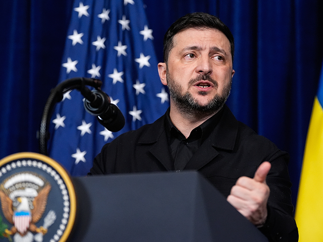 Зеленский: Россия с помощью фейка об ударе по резиденции Путина пытается сорвать переговоры