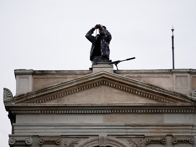 Полицейский снайпер в Стамбуле