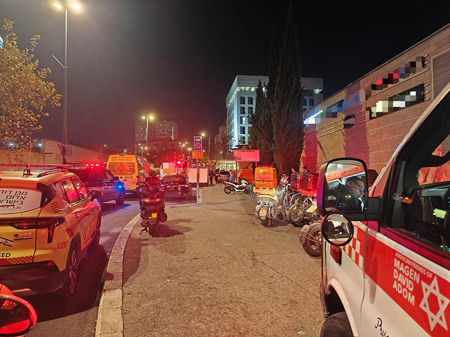 В один из иерусалимских ресторанов вызвана "скорая" для подавившейся клиентки