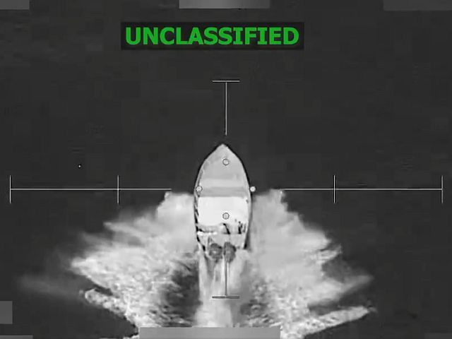 США заявили об ударе по двум "наркосудам", пятеро убитых