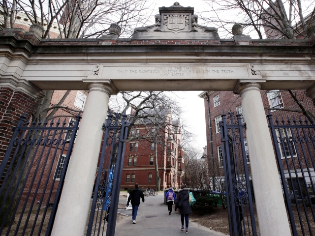 Житель Северной Каролины планировал теракт с использованием ножей и молотков